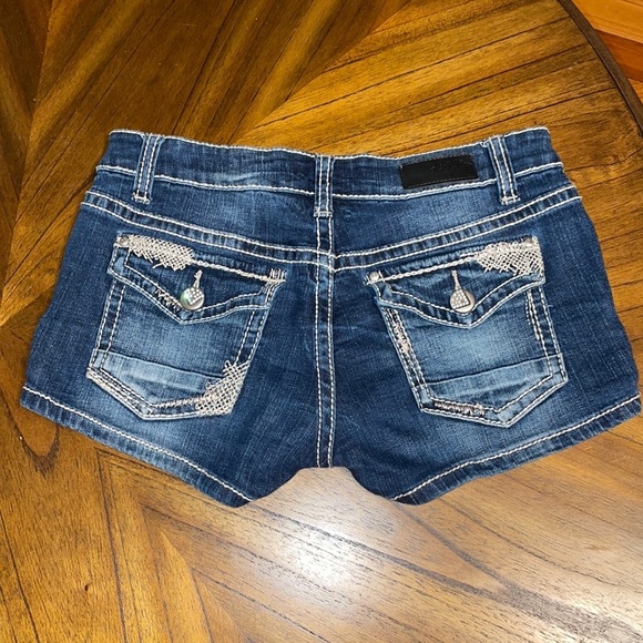 Daytrip Pants - Daytrip Scorpio 27 Jean Shortie Shorts 2” inseam